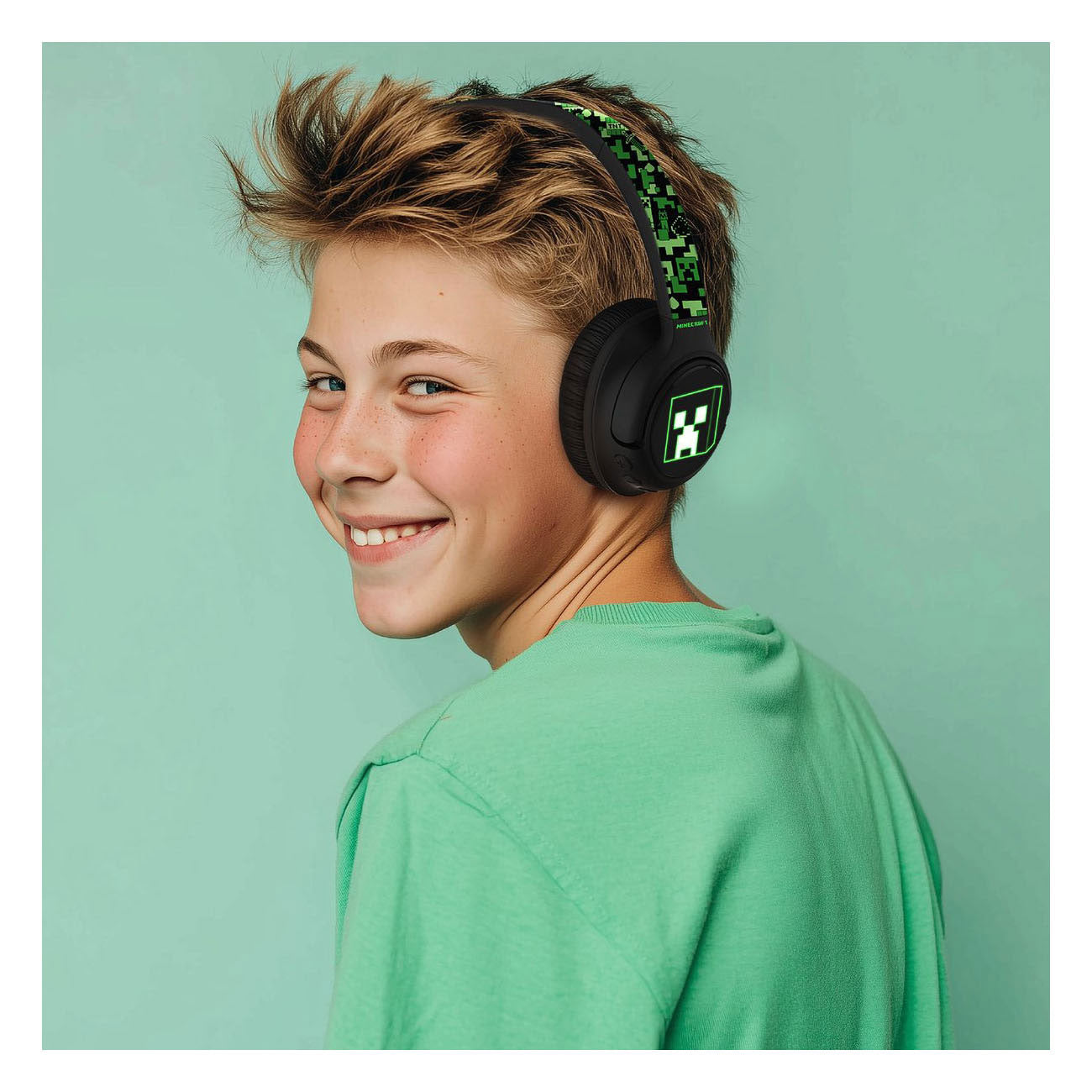 Los auriculares bluetooth de Minecraft se iluminan con LED