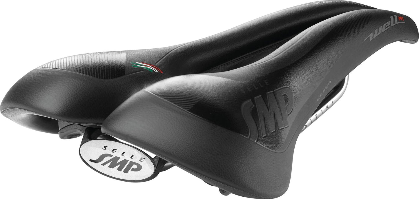 Saddle Tour Well M1 Gel Black 0301492