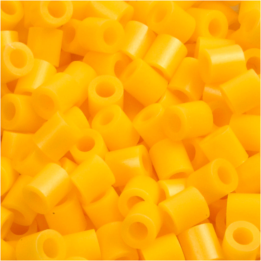 Cuentas para planchar Nabbi, medidas 5x5 mm, medida de agujero 2,5 mm, medianas, amarillo (32227), 1100 piezas 1 caja