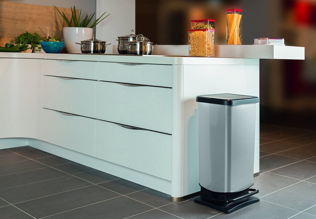 Rotho Rotho Paso Pedal Bin 40L Silver Metallic