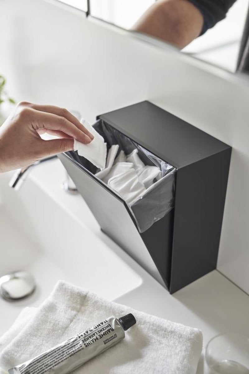 Pattumiera da bagno autoadesiva Yamazaki - torre - nera