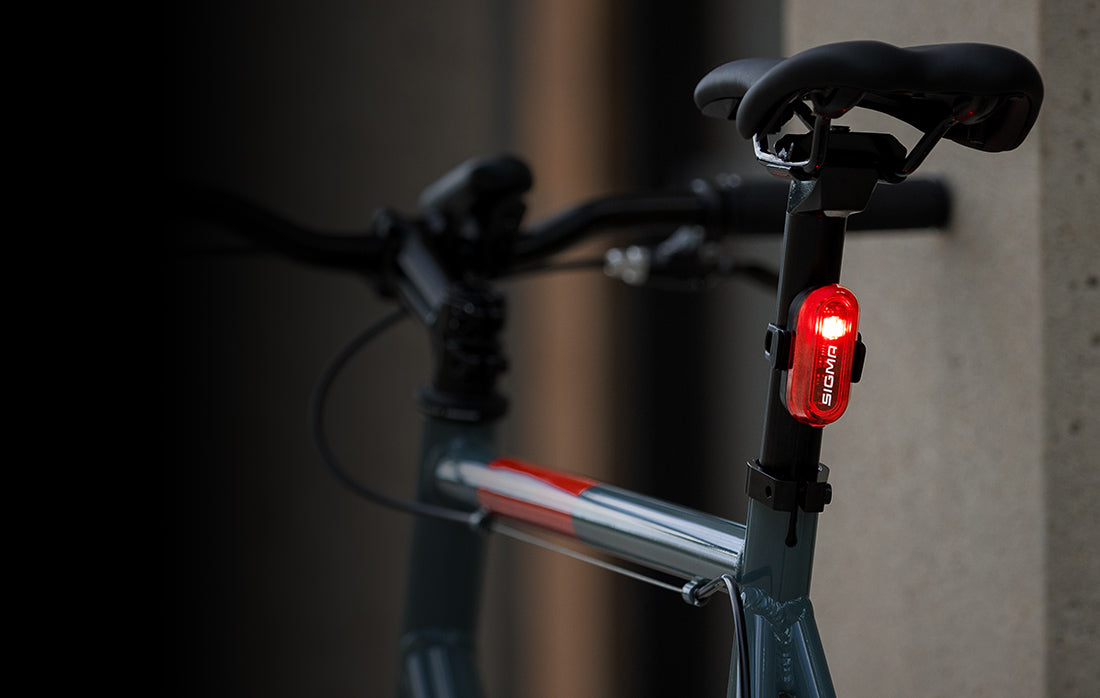 Sigma Curve LED LED LED sulla batteria accesa da 17450