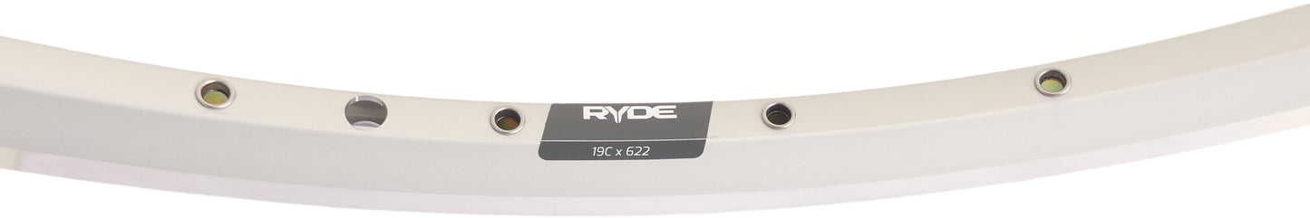 Ryde Velg Zac 2000 28 622 x 19c Aluminio 32 agujeros 14 g de plata