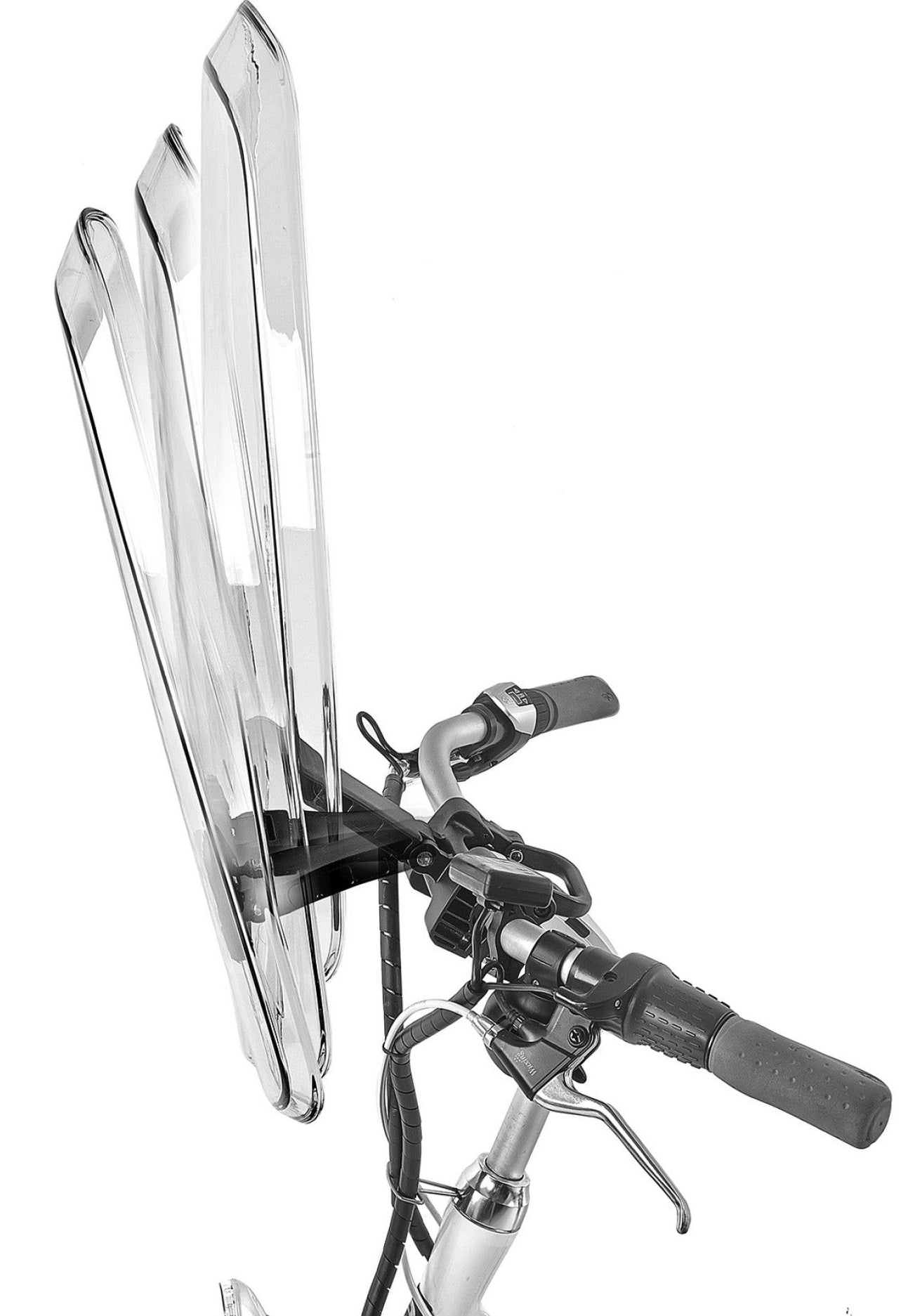 Asiento delantero de montaje en dirección del parabrisas