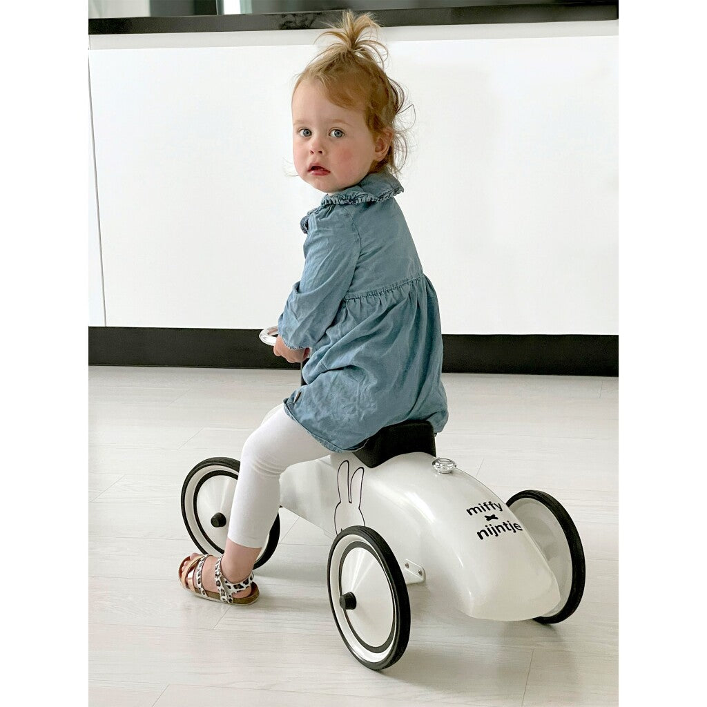 Miffy Retro Walker Wit Black