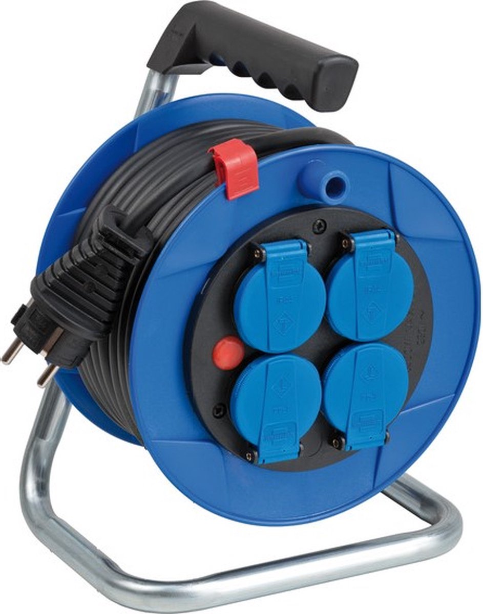 Brennerstuhl garantisce avvolgicavo compatto IP44 da 15 m