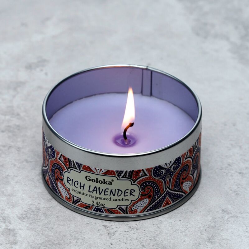 Vela perfumada de parafina de lavanda de Goloka en una lata