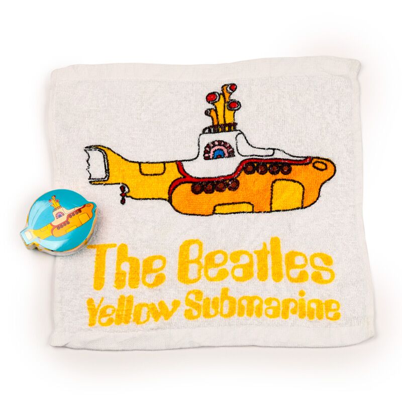La toalla de viaje compacta de submarino amarillo beatles