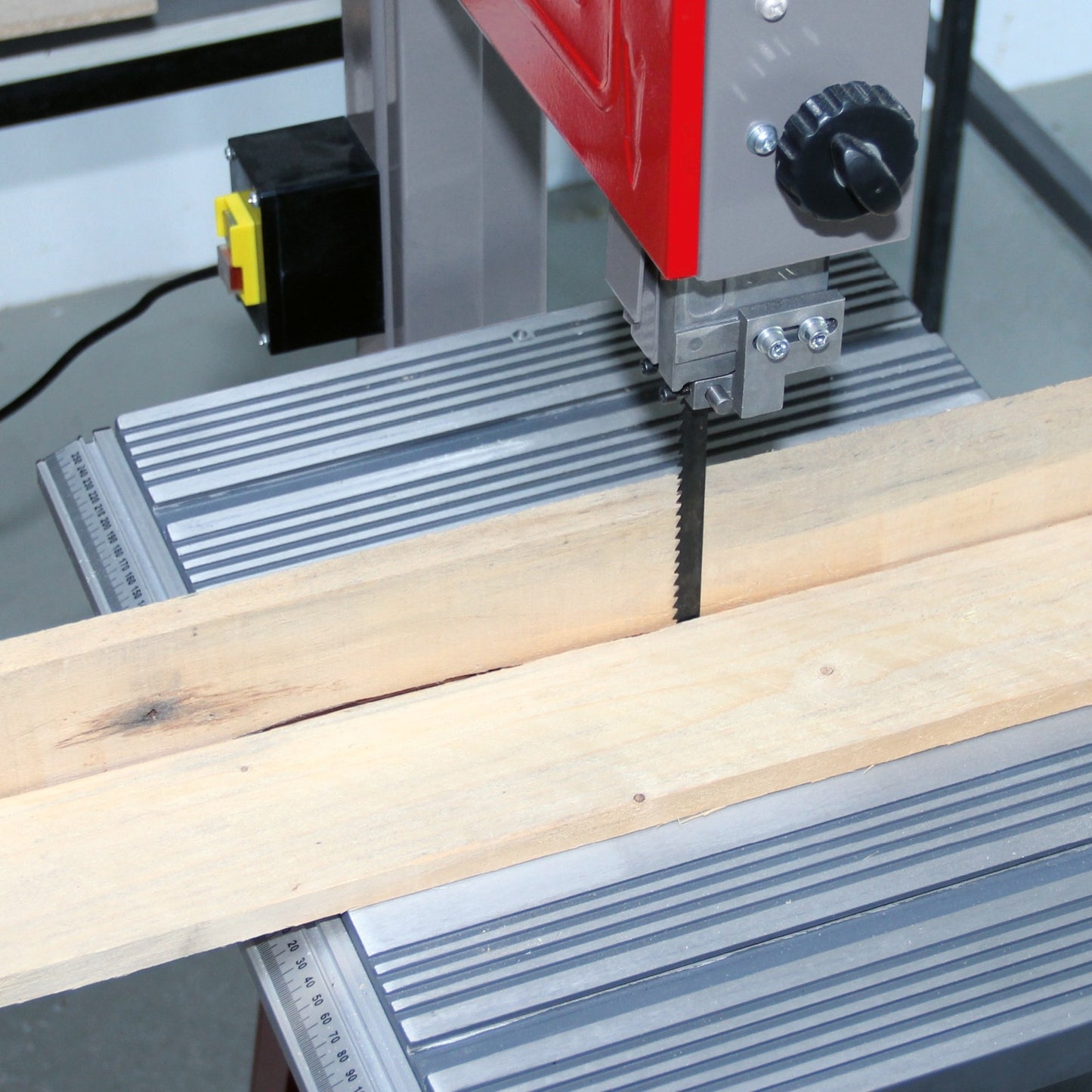 Einhell Lint Saw con telaio TC-B 305 U