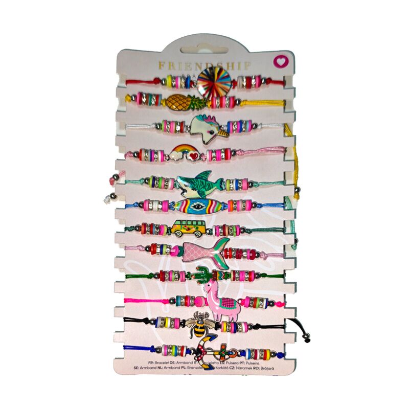 Braccialetti alla moda: ciondoli con personaggi da spiaggia