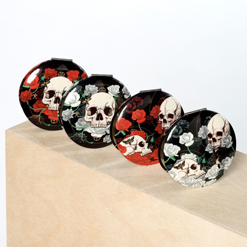 Skull and Roses Compact Make -up Specchio