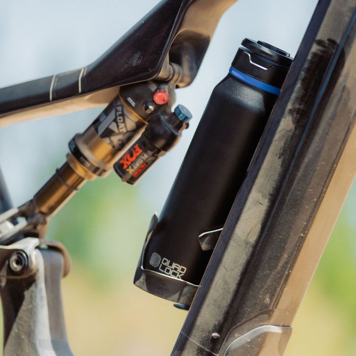 Supporto per bottiglia d'acqua magnetica Quad Lock