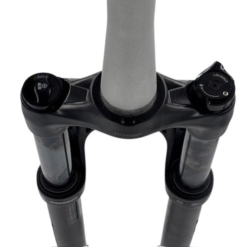 Forcella anteriore Rockshox Judy Silver 29 T100 disco conico nero originale