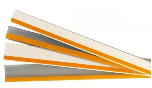 Barra portaprezzi adesiva 988x38mm con nastro in schiuma trasparente