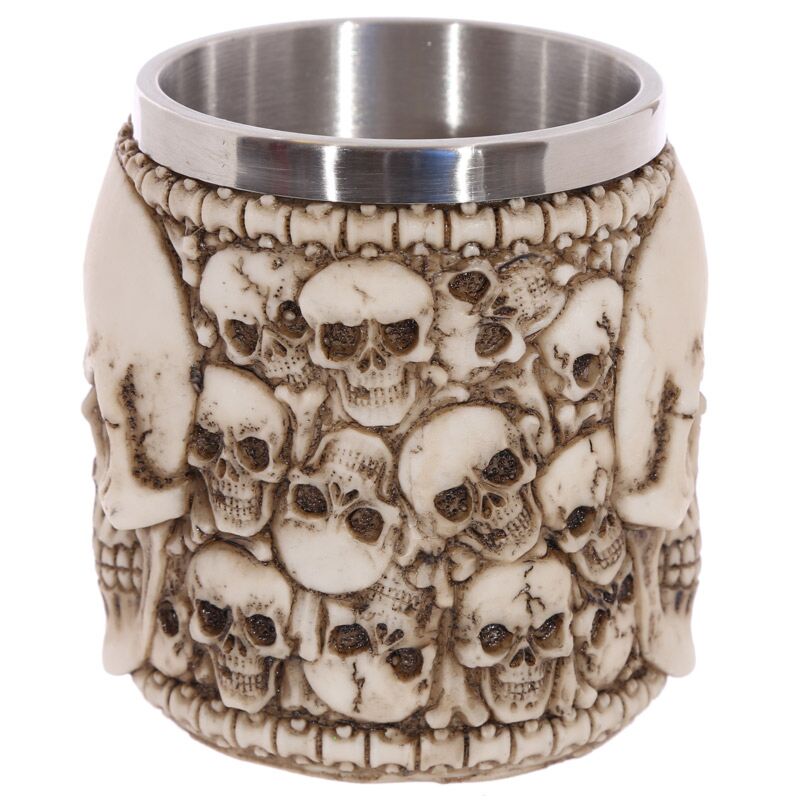 Teschi con tazza di birra decorativa emblema del cranio