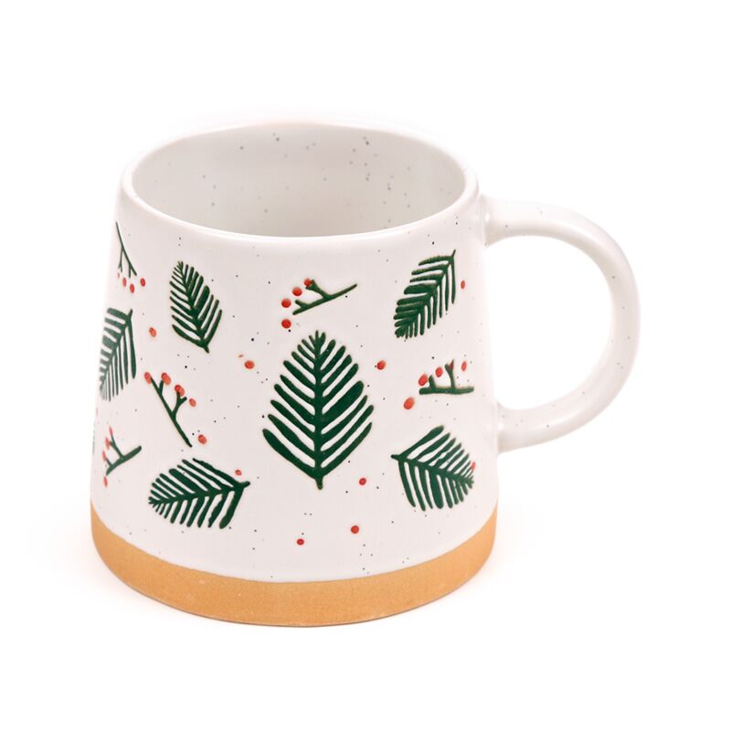 Pine Branch Berries Tapse Stonware Taza