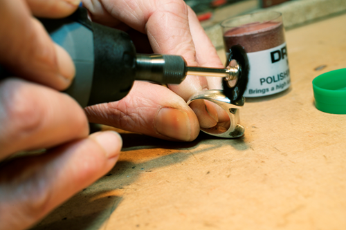 Potente cepillo de lijado Dremel | 26 mm (538) - 26150538 sí