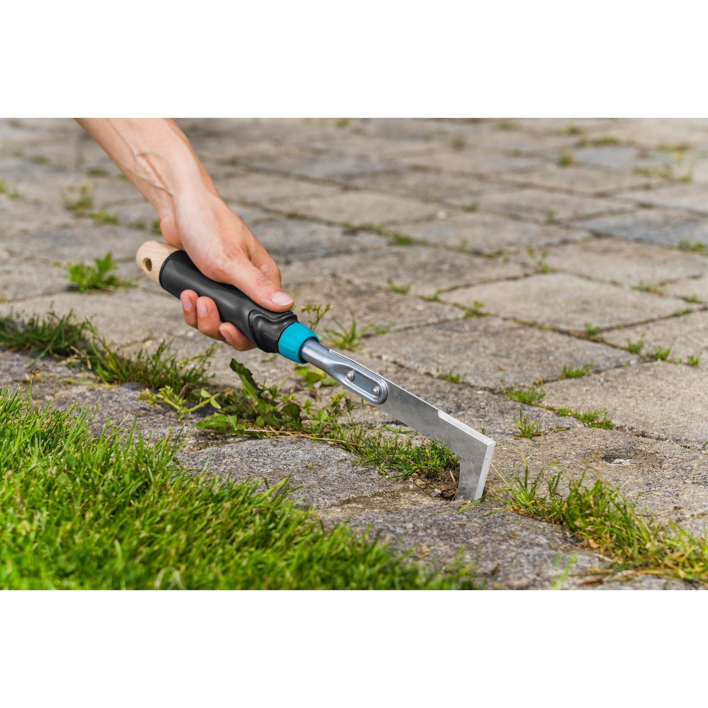 Gardena Ecoline Weed Plug per il patio