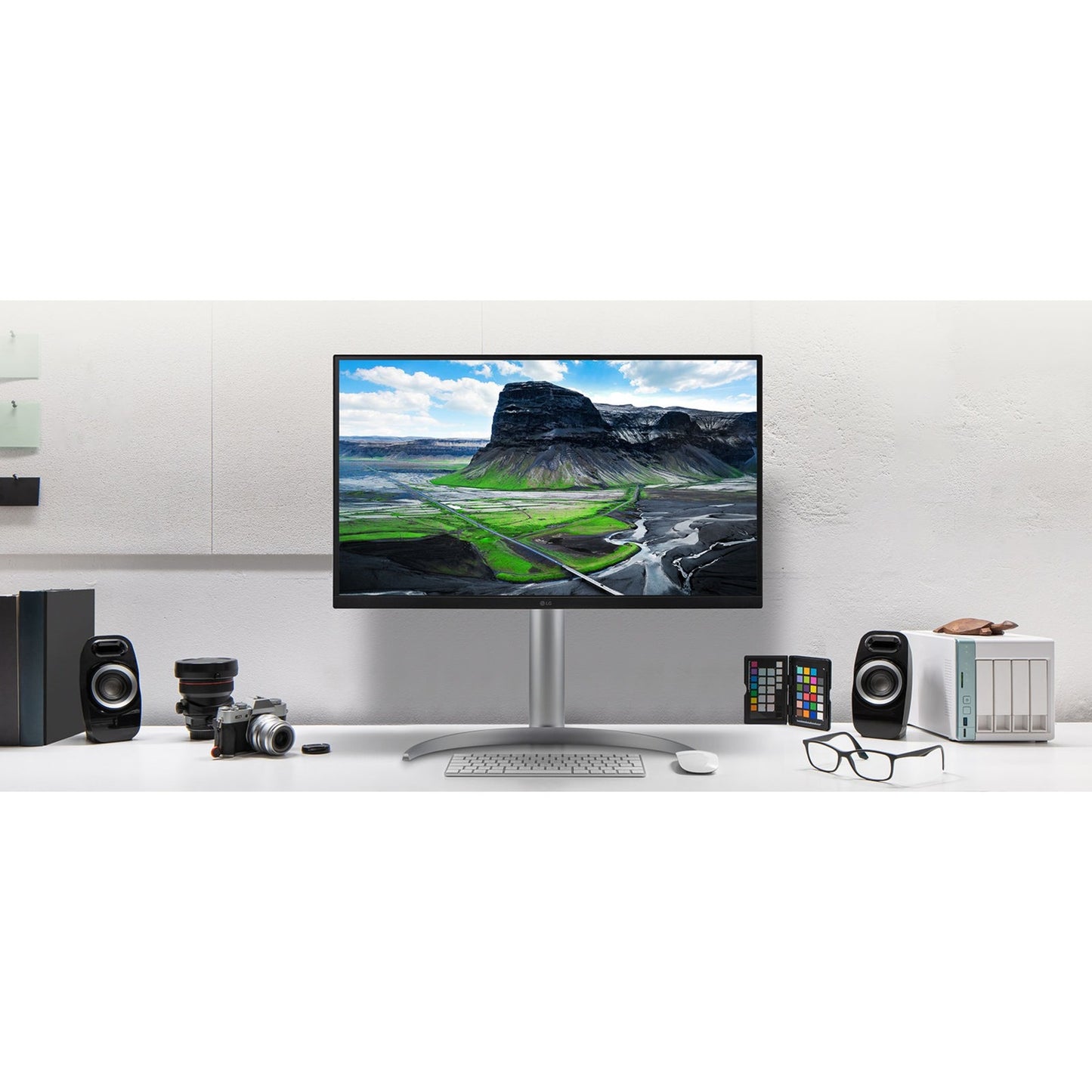Lg ultrafine 32uq850v-w 31.5 4k uhd monitor (wit, 2x hdmi, displayport, 2x usb-a, usb-b, usb-c)