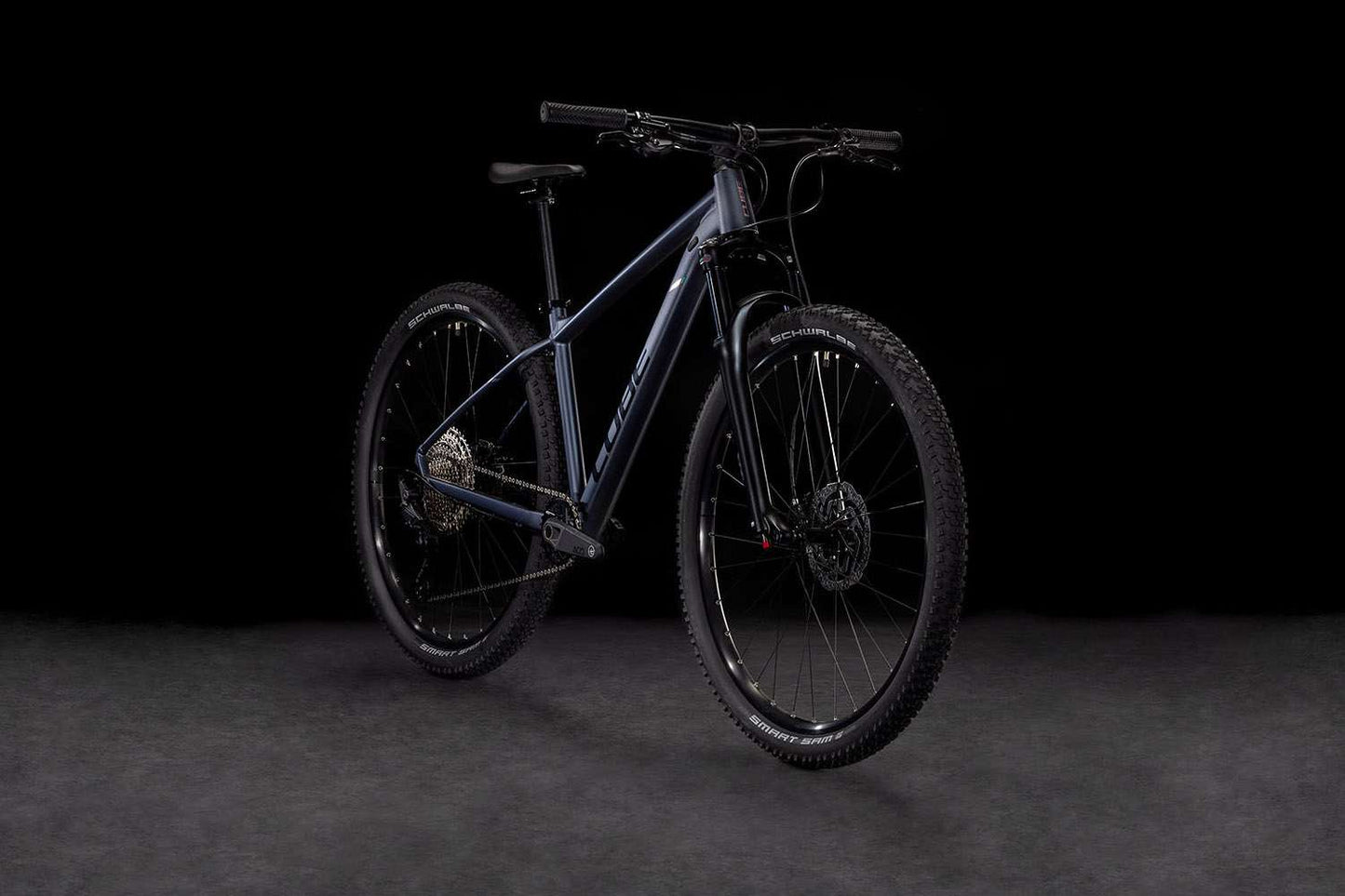 Cube atencion pro metalico gris'n'negro