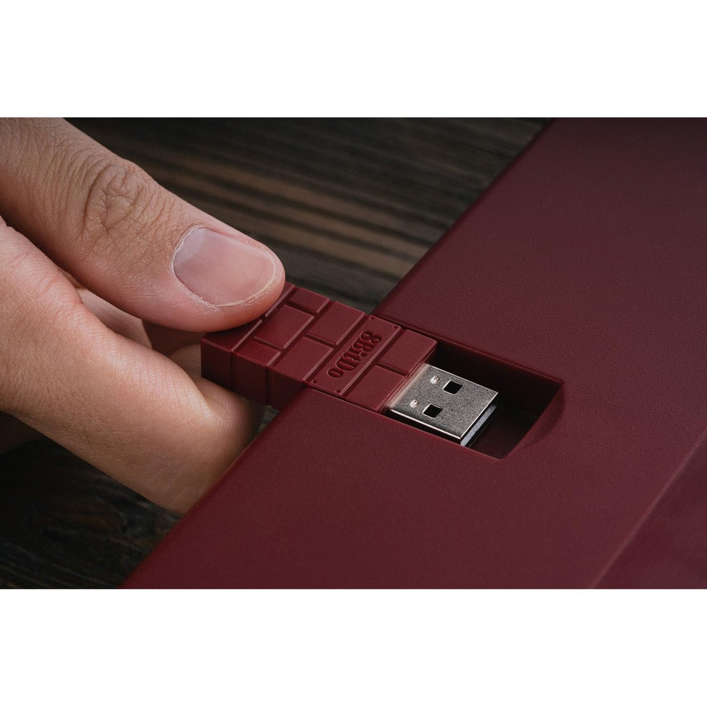 8bitdo Retro Mechanical Keyboard Fami Edición