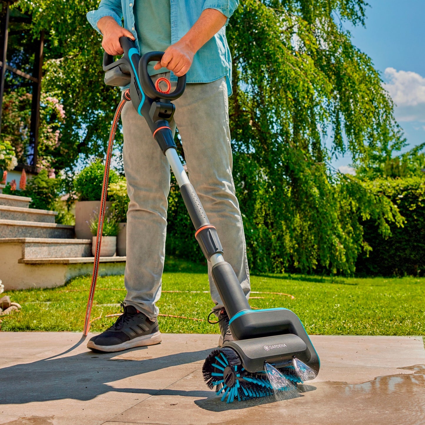 Gardena Aquabrush Media Rolling Brush, para batería-multa