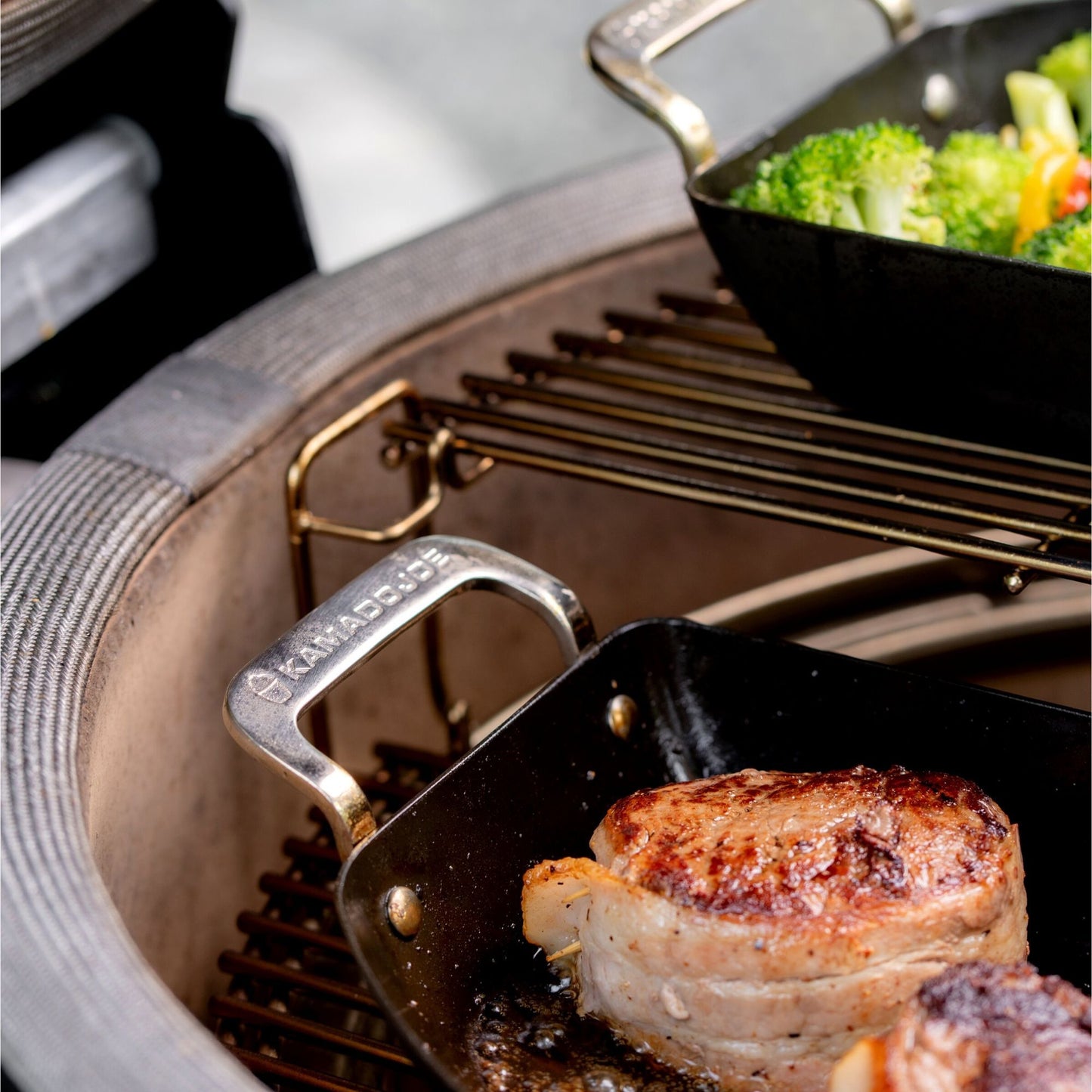 Kamado Joe Karbar Half Pan Set