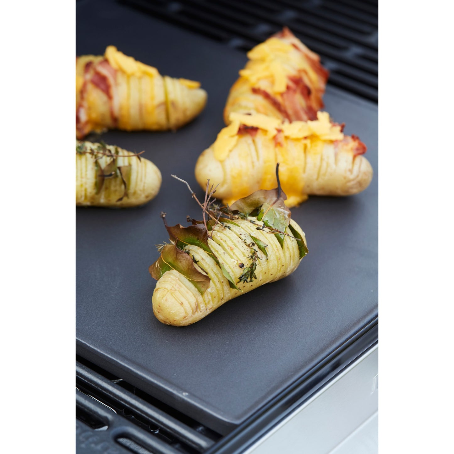 Barbecook snijset para papa Hasselback