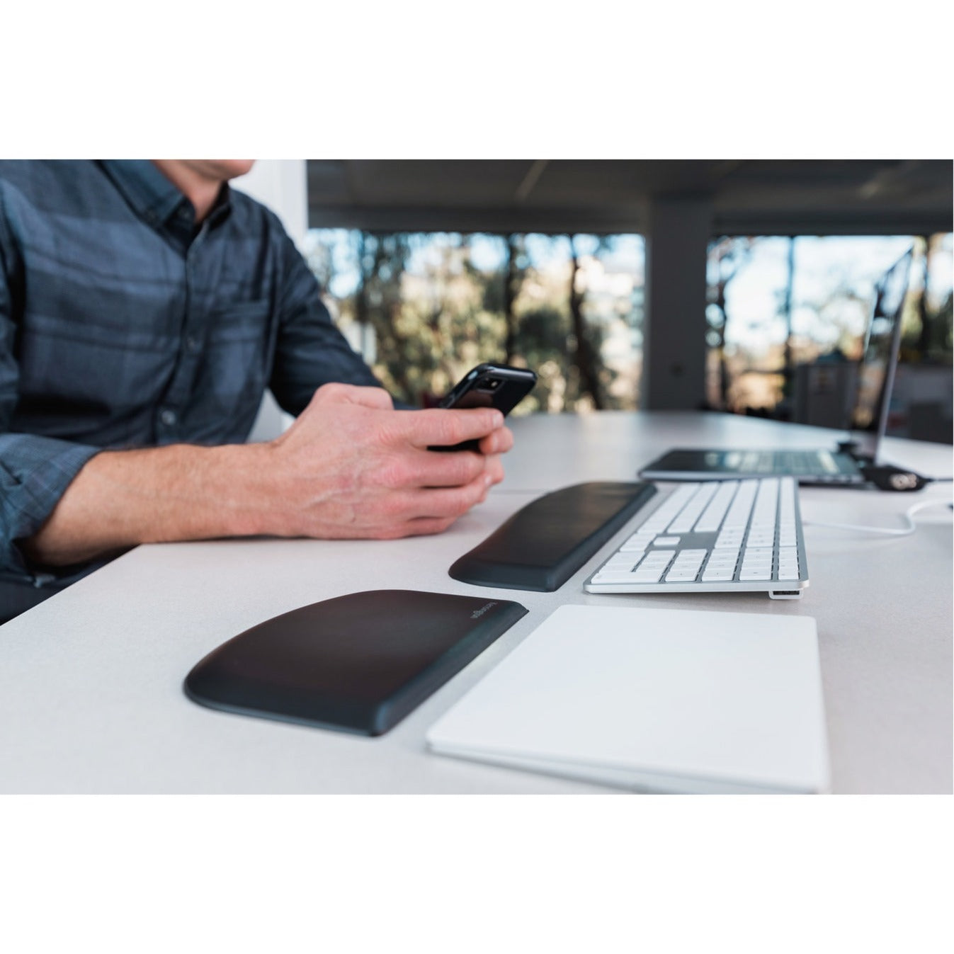 Supporto Kensington Ergosoft POLS per tastiere slim