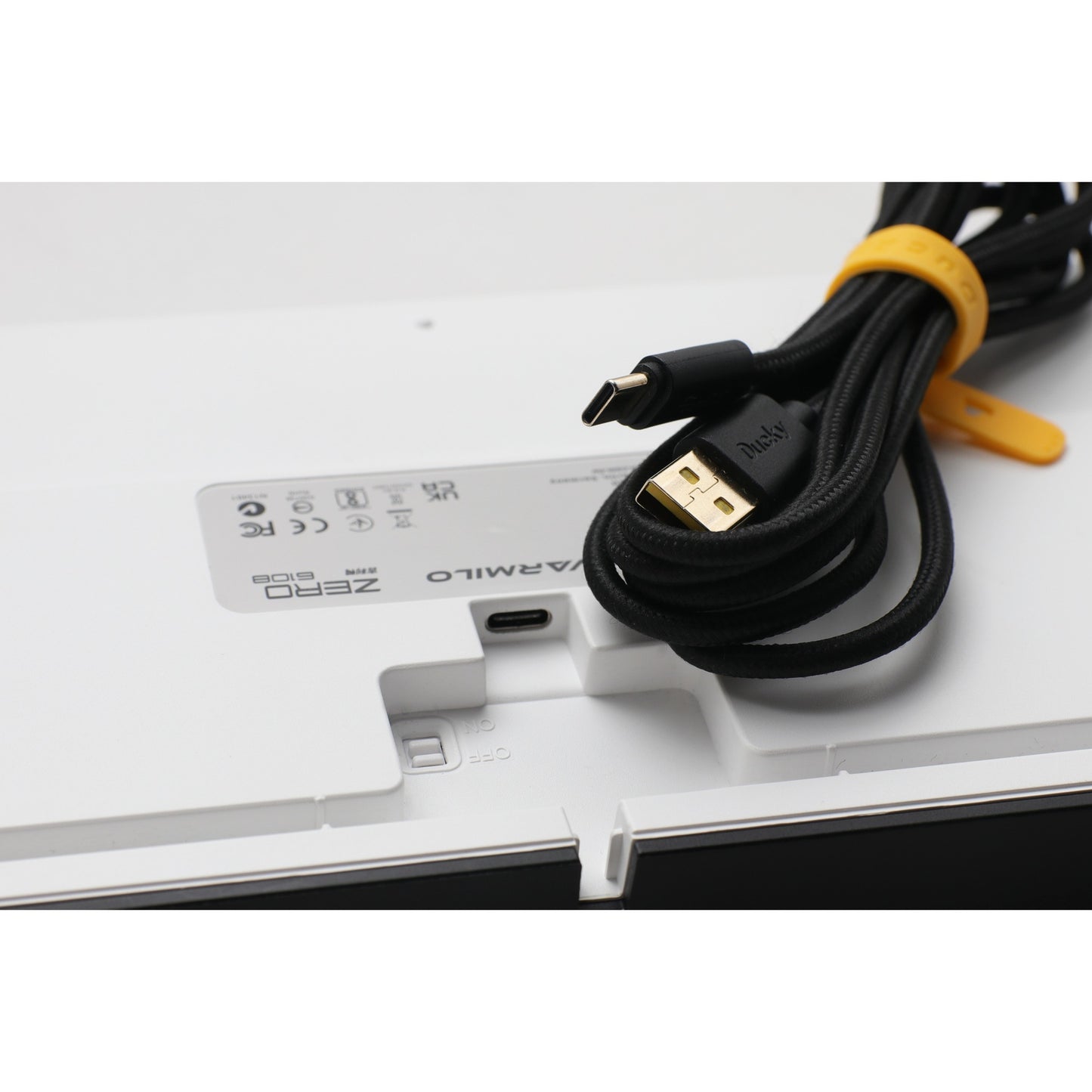 Ducky Zero 6108 Black