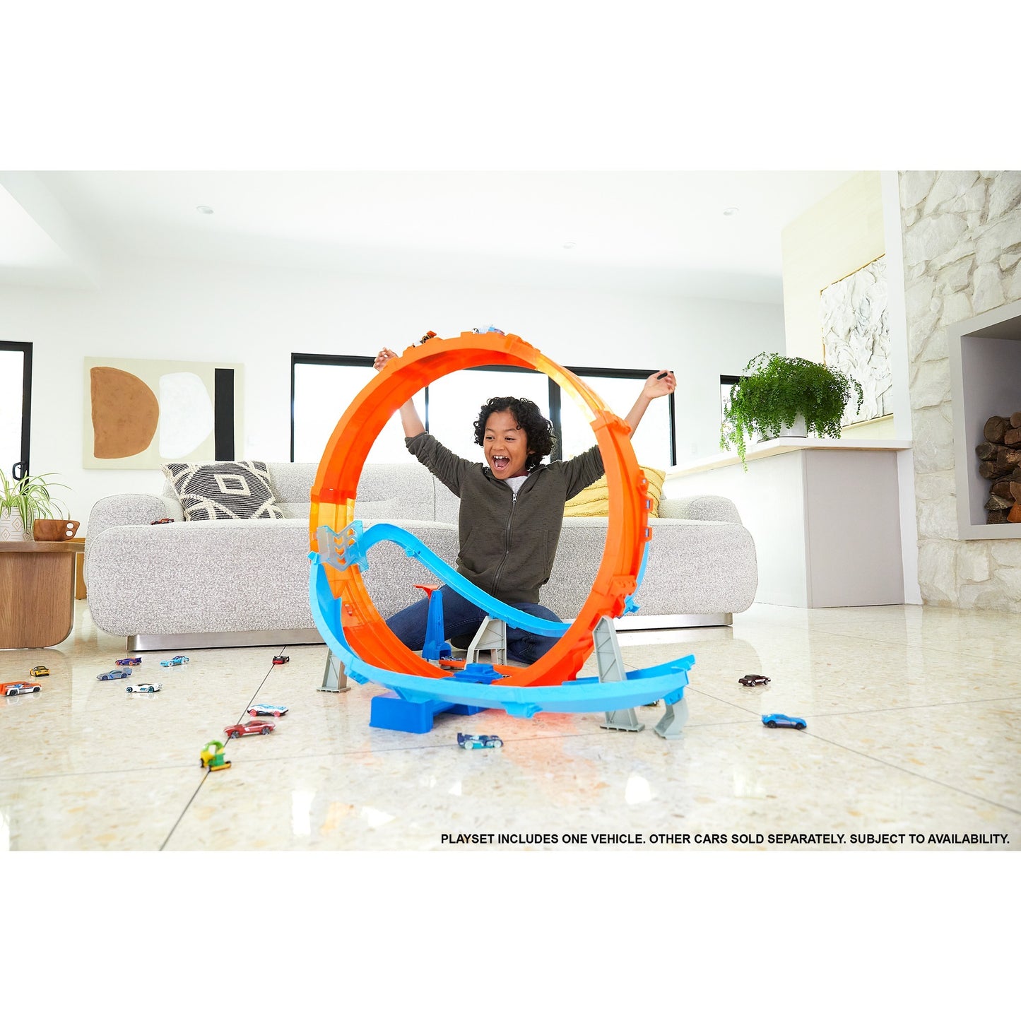 Hot Wheels Massive Loop Mayhem Track Set