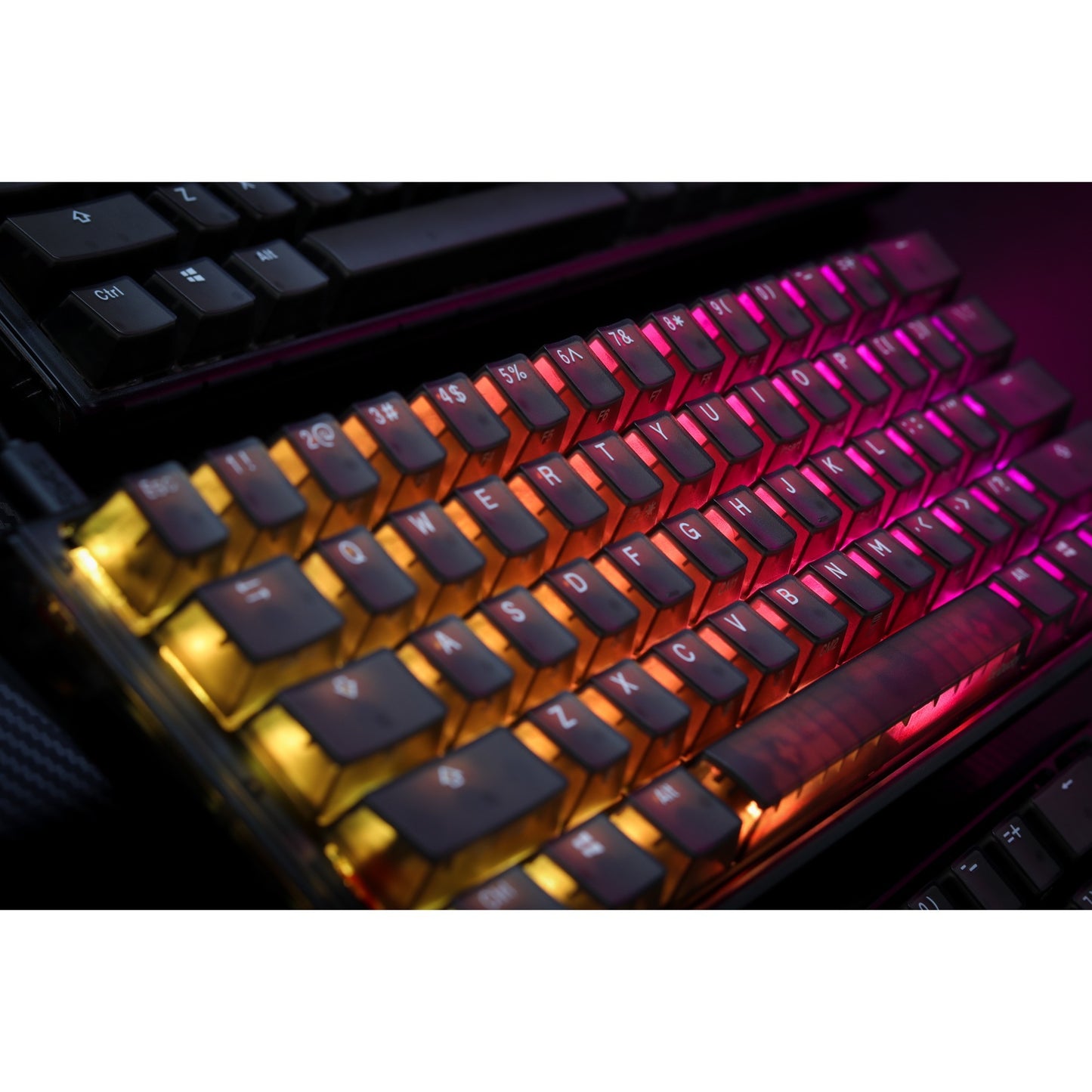 Ducky one 3 mini aura rgb mechanisch toetsenbord (zwart, us lay-out (qwerty), cherry mx brown, 60%, abs double shot, hot swap)