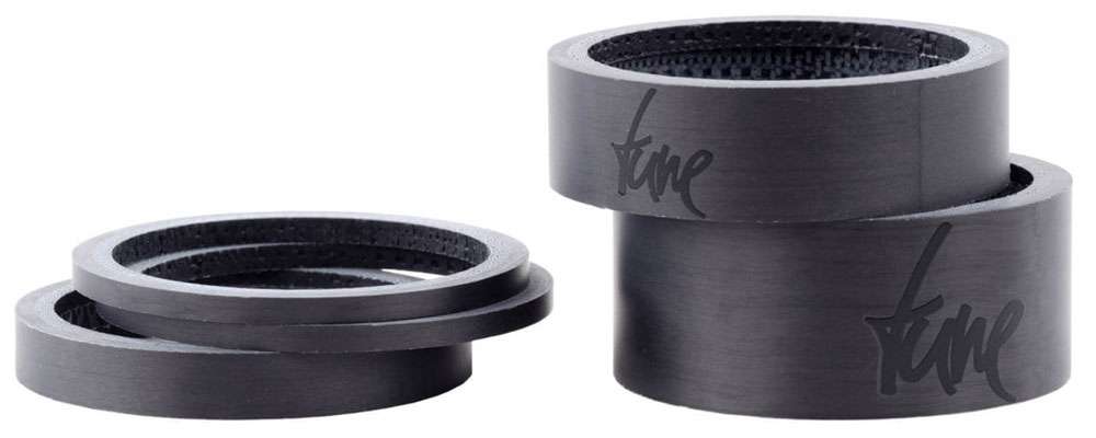 Set distanziatori Tune Carbon 1 1 8