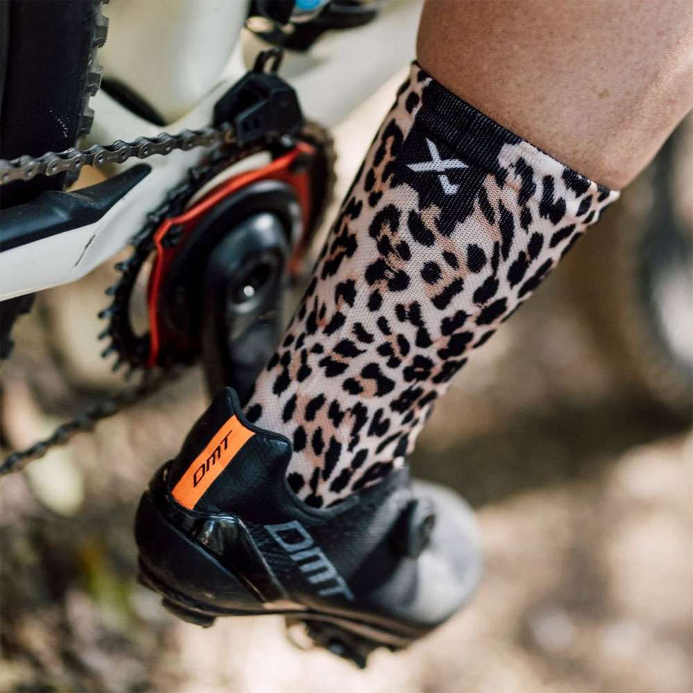 Calzature Sox luminose e funky: calzini