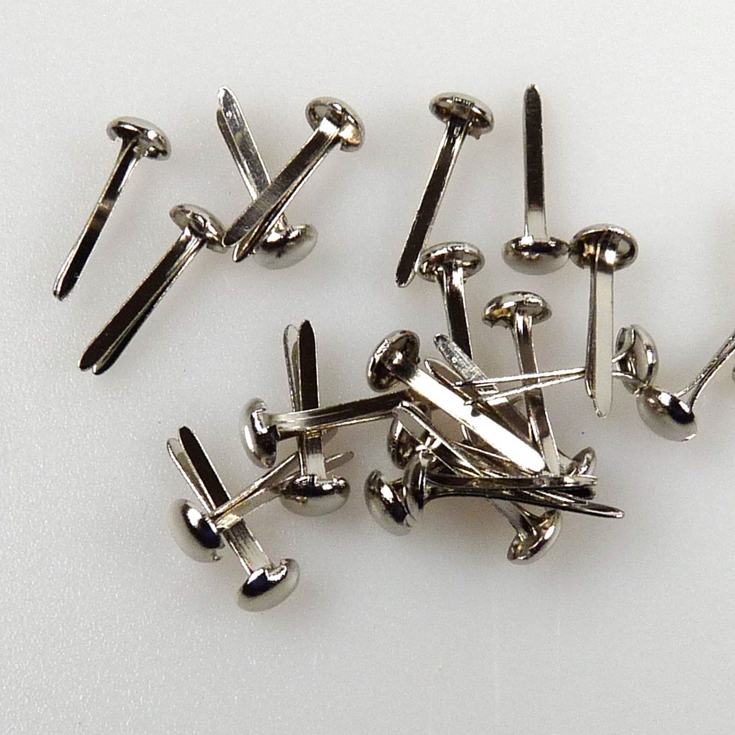 La scelta di Nellie • fermagli floreali 3 mm (confezione da 40 pezzi) argento