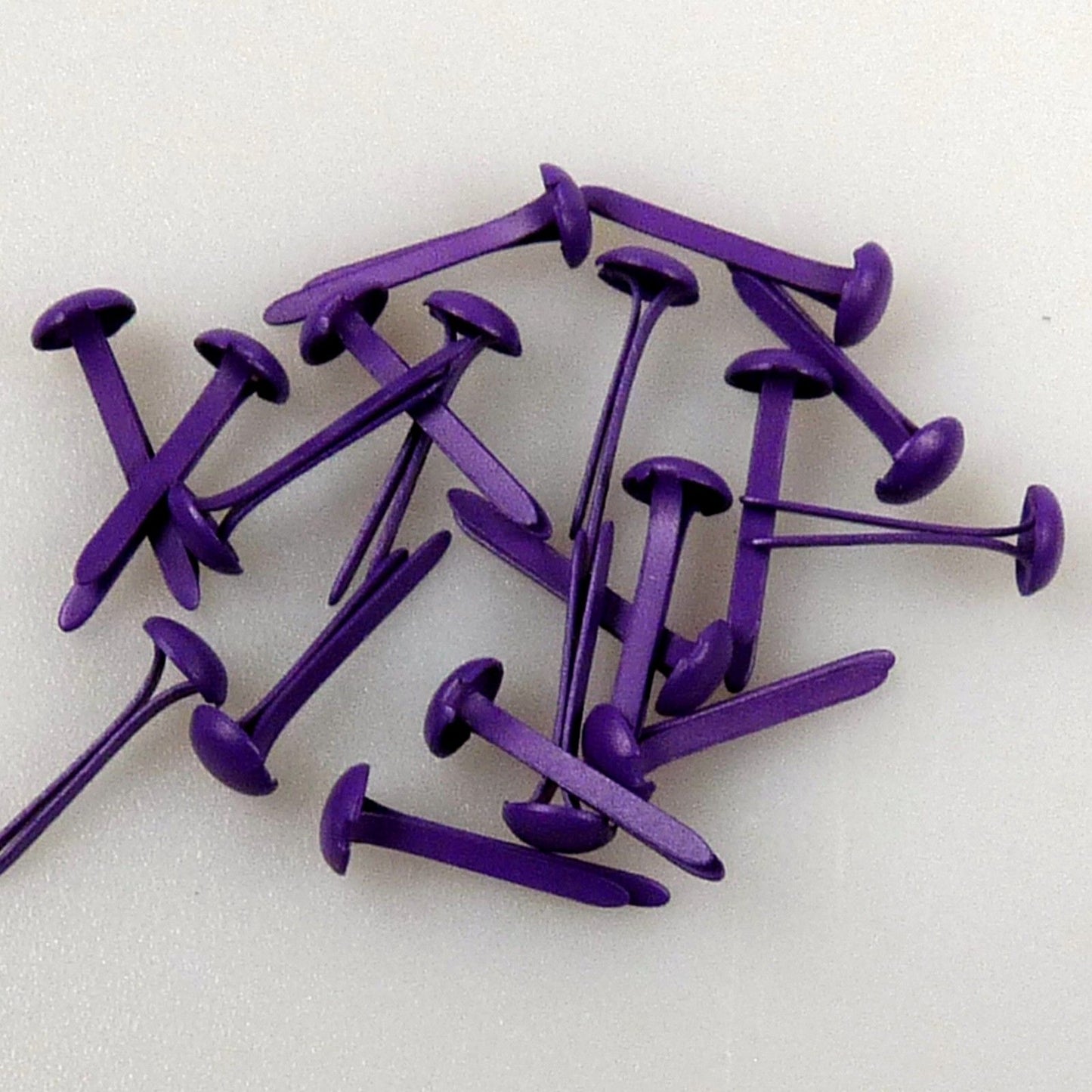 La scelta di Nellie • fermagli floreali 3 mm (confezione da 40 pezzi) viola