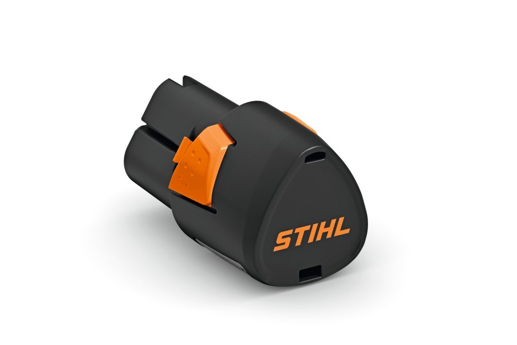 Batteria Stihl 10.8v 2.6ah asse 2 - ea024006500