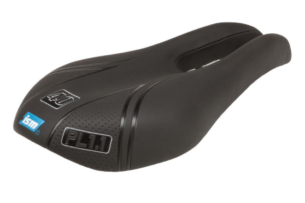 Saddle en colaboración con PL1.1 RACA DEL ALTRIATLON