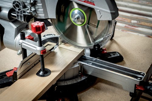 Metabo kgs 18 ltx bl 216 | Tronzadora a batería de 18v con función de tracción | con 1x batería 4.0 - 614216920