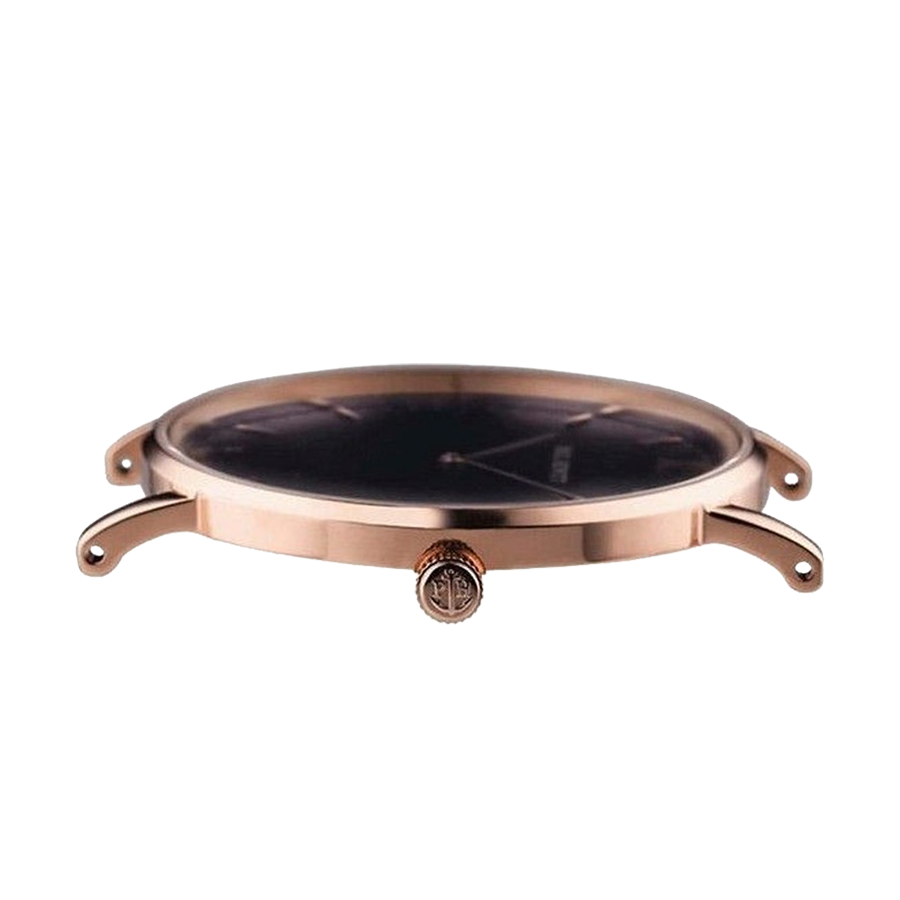 Paul Hewitt guarda Sailor Line