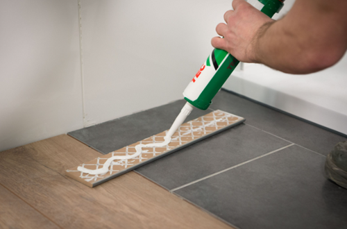 Adesivo e sigillante Tec7 bianco (ral 9016) | salsiccia | 400ml-535209000