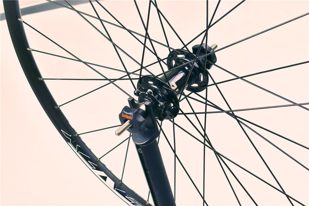 ICETOOLZ WIELHRISTER con el eje del asiento Xpert 240E129T