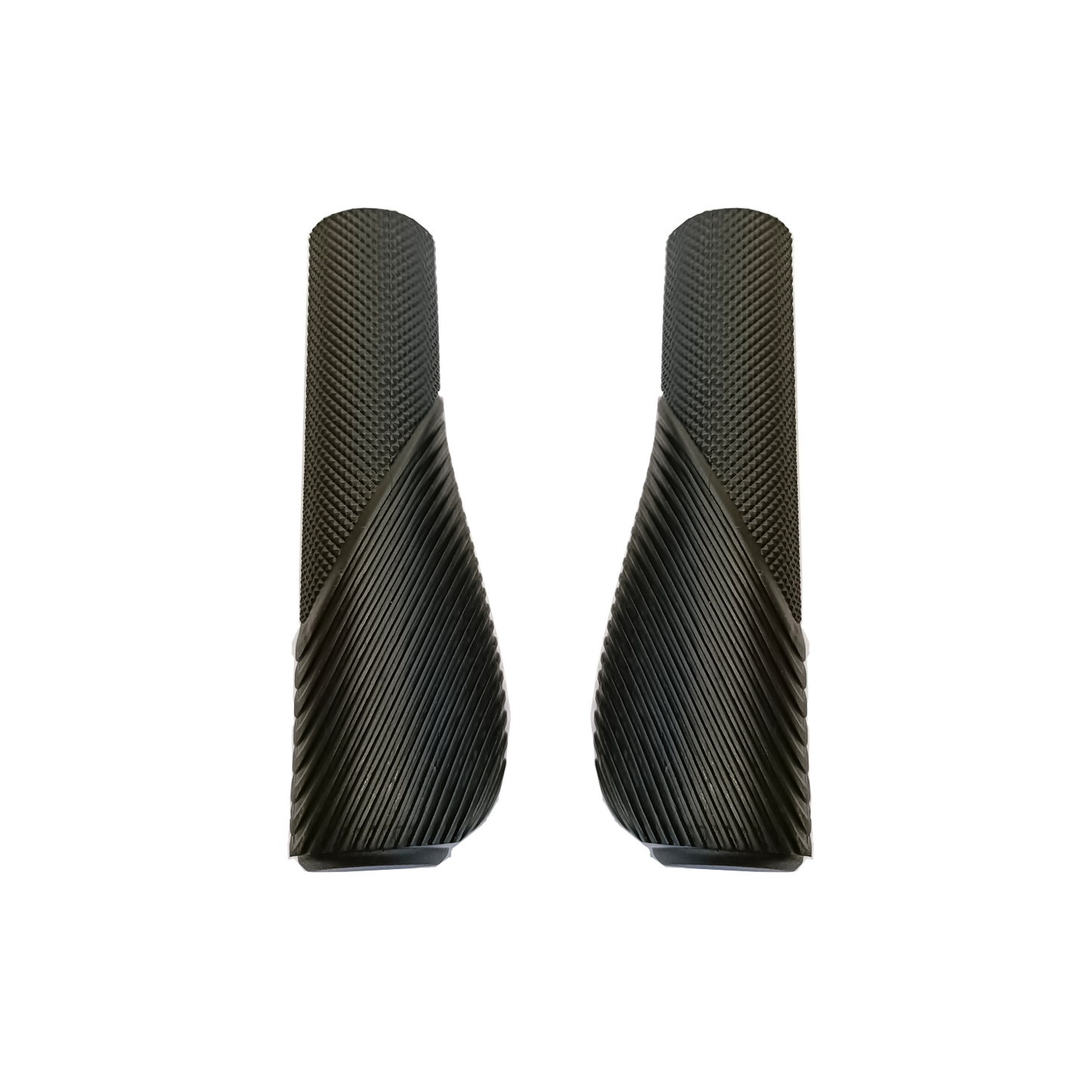 Falkx Falkx Black Tone maneggia il nero