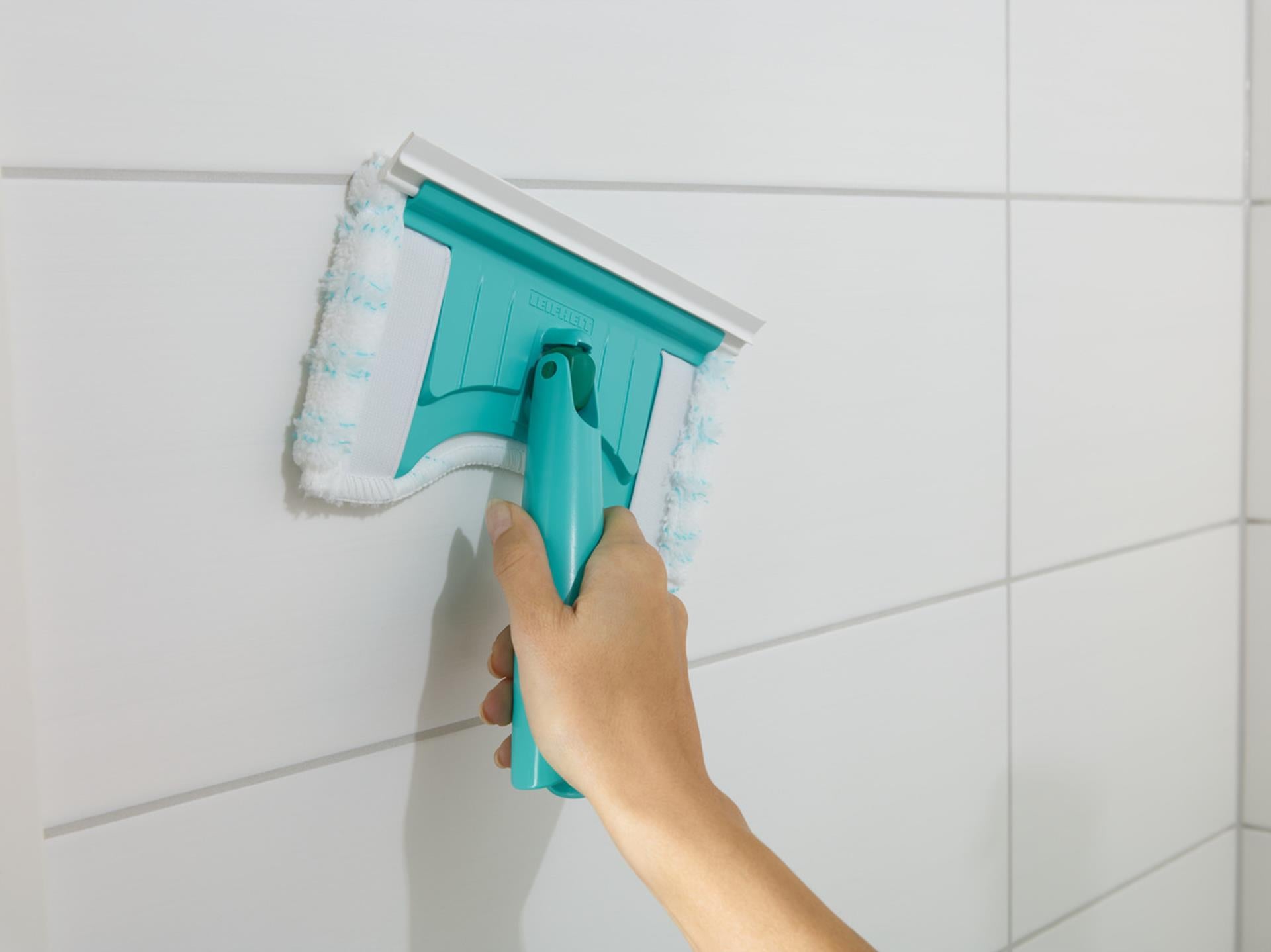 Leifheit Leifheit Cleaner da bagno con percorso della maniglia telescopica 41700