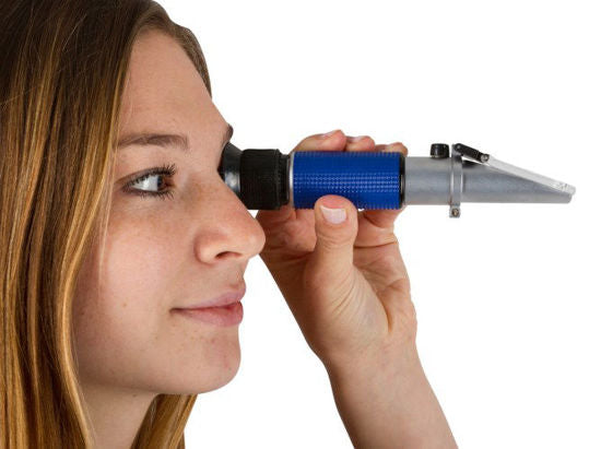 Dispositivo de medición de calostro refractómetro