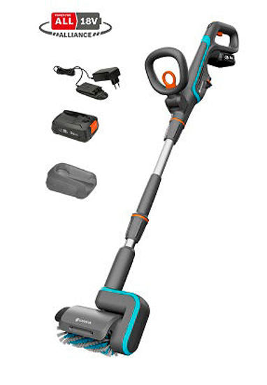 Gardena Battery Multi-Cater Aquabrush Patio 03 18V P4A Set
