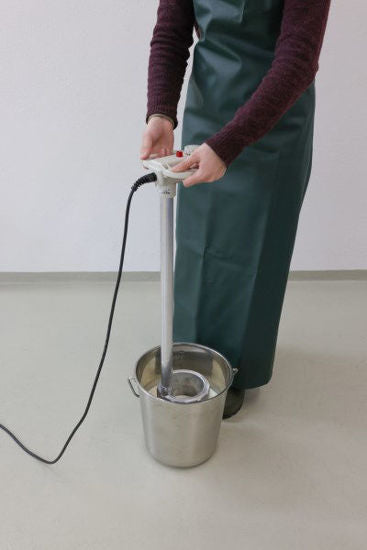 Calentador de leche para terneros con asa termostática