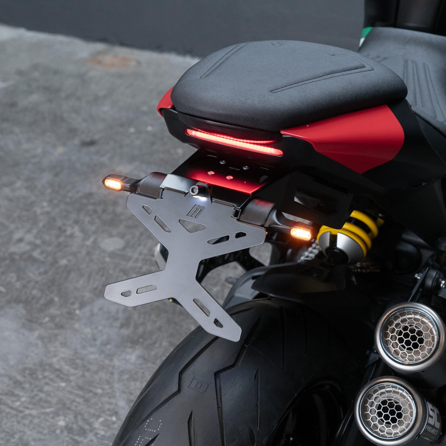 Carrier di targa di motoismo Mi Ducati Monster 937