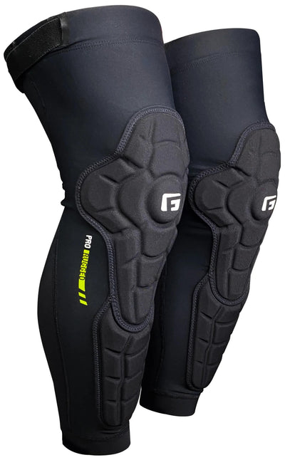 Protezione dello stinco di ginocchio a g-forma. 2 dimensioni in prelievo.