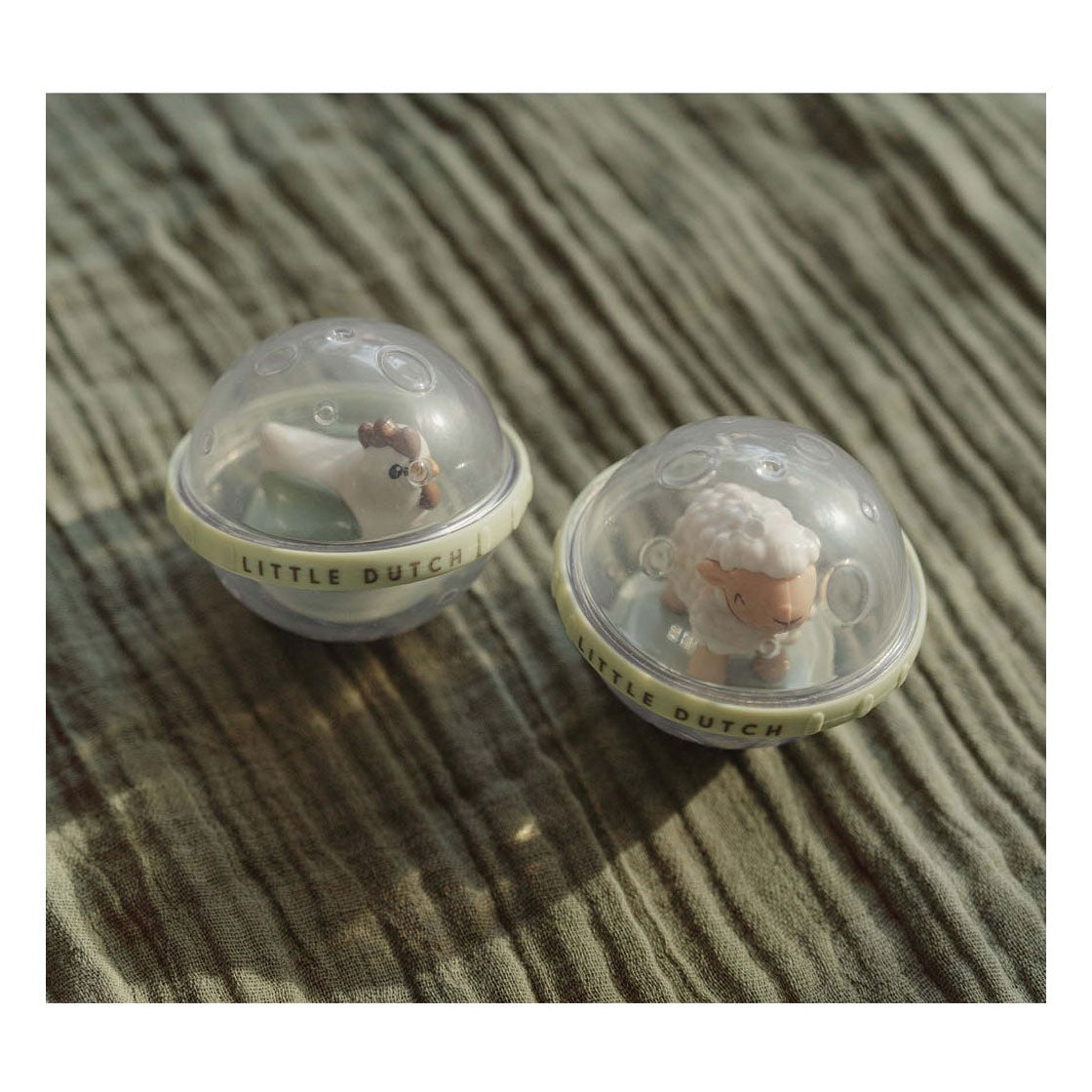 Piccole palline rotanti della fattoria olandese, set di 2